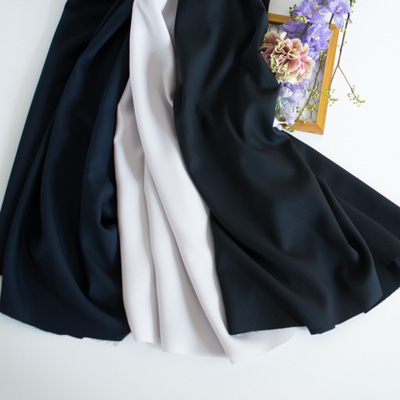 【布帛】ブラウスやスカートに！透け感少なめしなやかアムンゼン（3色）　オーダーカット