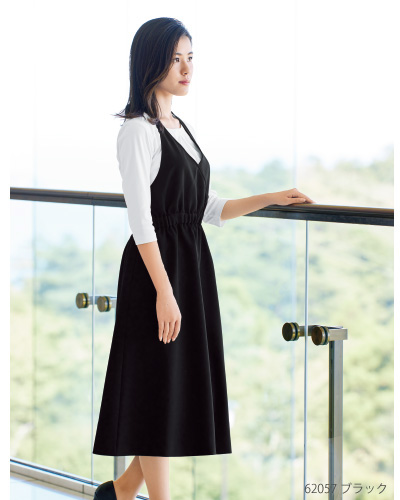 62057 エプロンドレス ラ・ボーテ en joie(アンジョア)