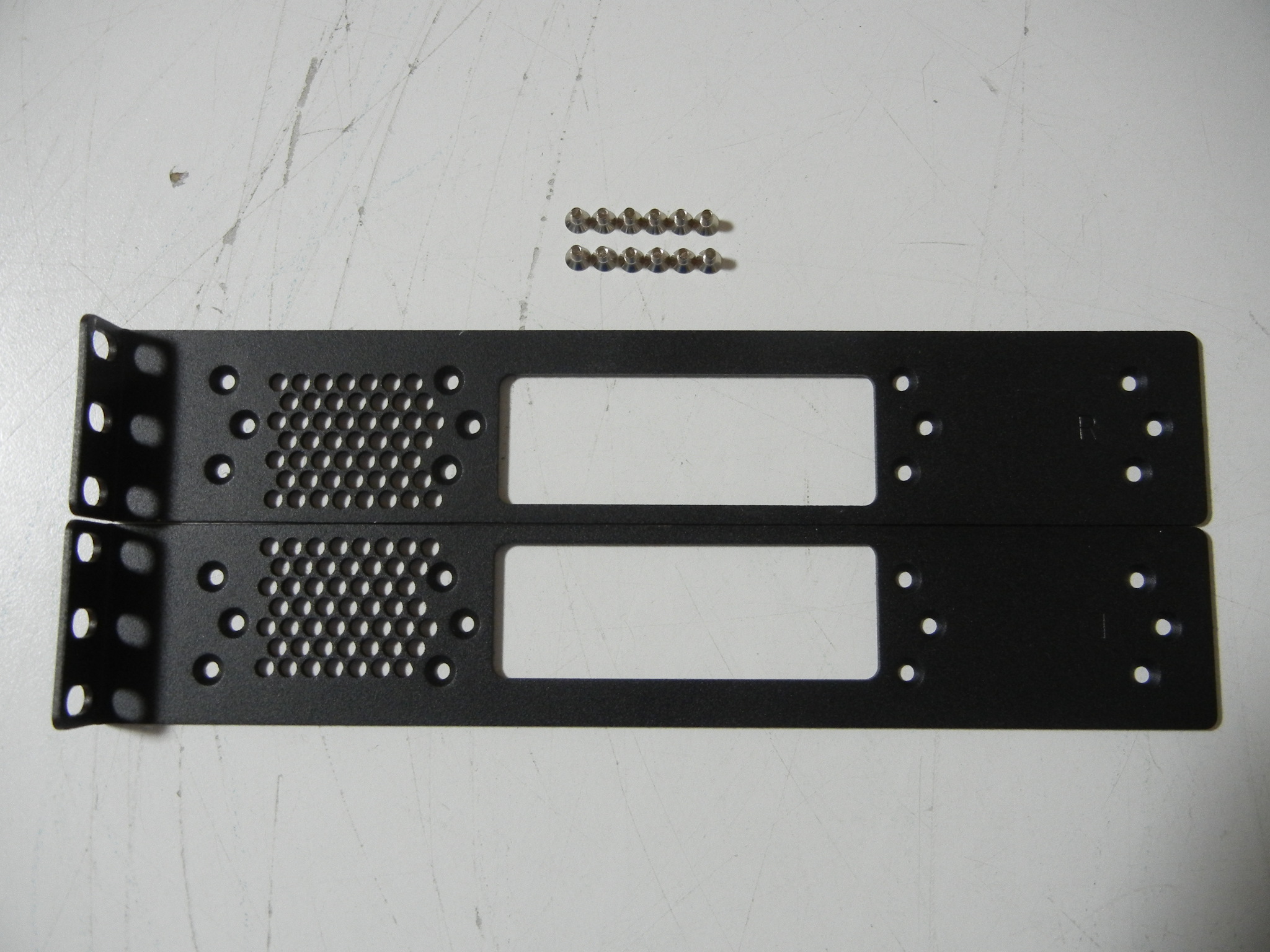 【中古】AlaxalA ラックマウントキットAX3660S用