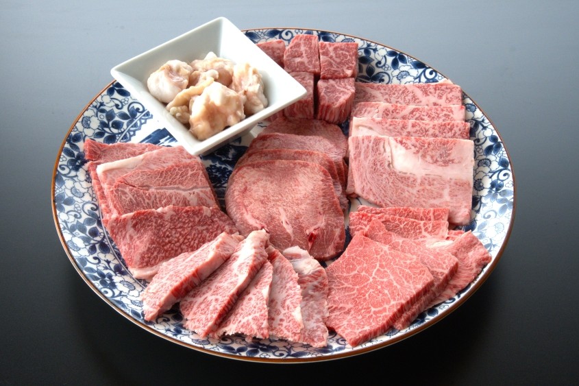 和牛である米沢牛の専門店、黄木のBBQセット。
