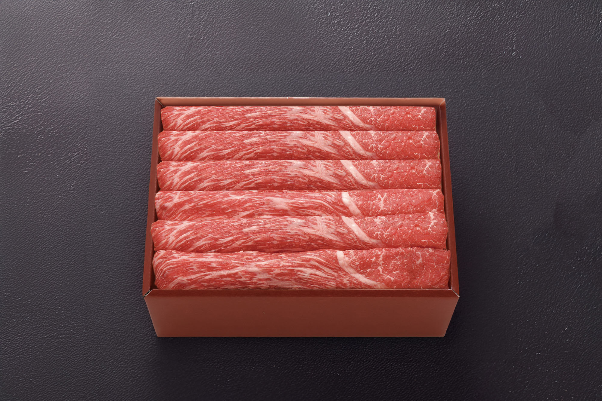 和牛である米沢牛の専門店、黄木の米沢牛赤身すき焼き用精肉。