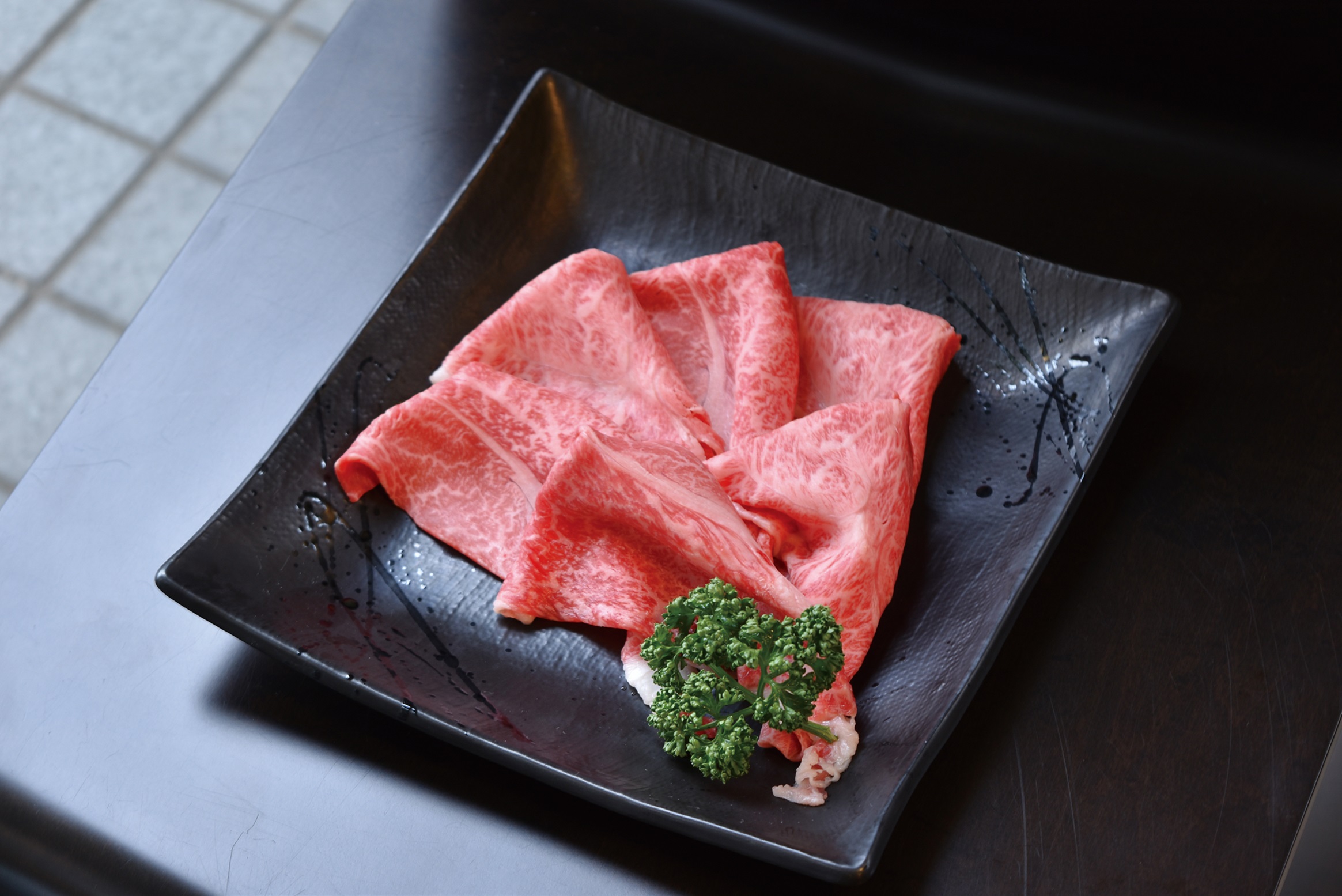 米沢牛肩すき焼き用　200g（冷蔵） 簡易箱入