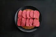 米沢牛すみれ漬 10枚切 700g  (S-100) 味噌酒粕漬け/冷蔵
