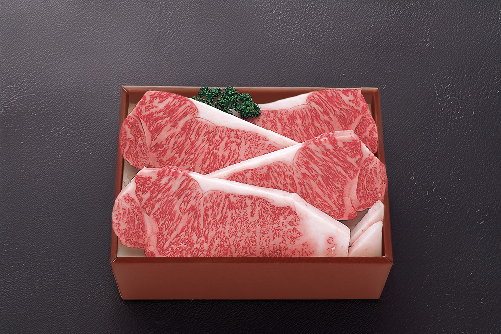米沢牛サーロインステーキ 180g×4枚（冷蔵）送料無料 化粧箱入