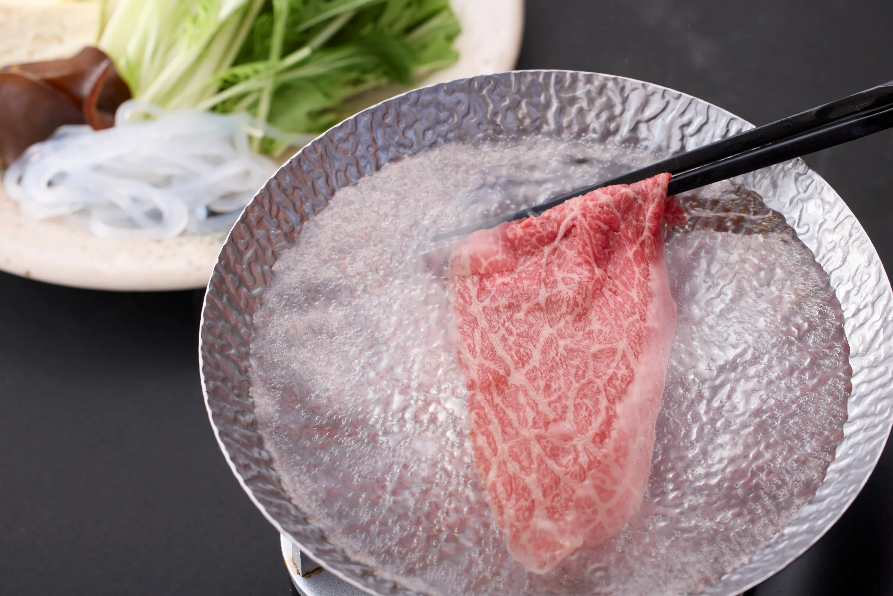 和牛である米沢牛の専門店、黄木のしゃぶしゃぶ詰合せ