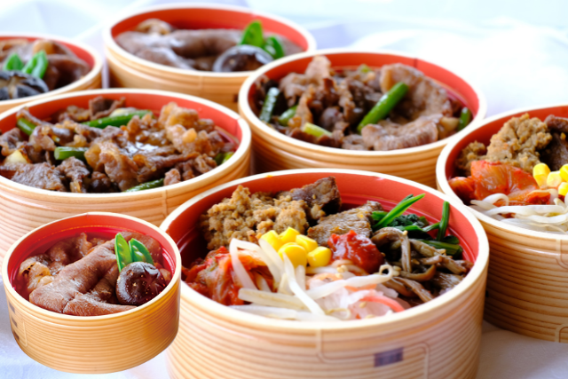 米沢牛すき焼きめし　180g　わっぱめし　冷凍　レンジ調理　単品