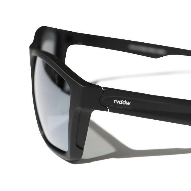 rvddw SUNGLASS 2022 オッキアズーリ