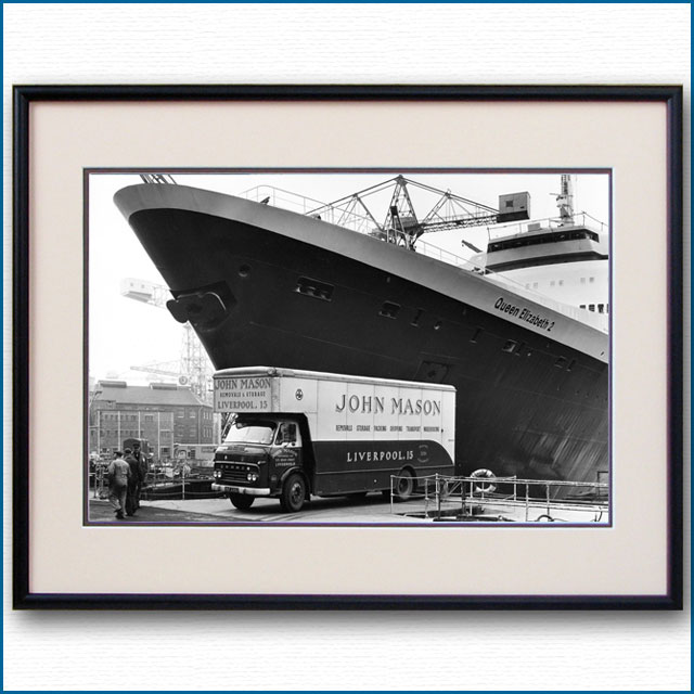 1969年 客船クイーンエリザベス2の写真 3329LL黒