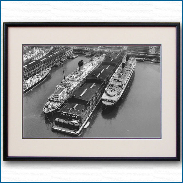 1950年 客船リベルテとイル・ド・フランスの写真 3332LL黒