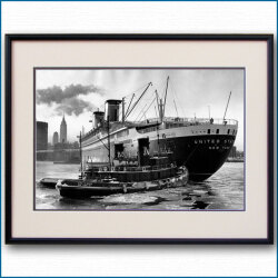 1950年代 客船ユナイテッドステーツとタグボートの写真 3300LL黒