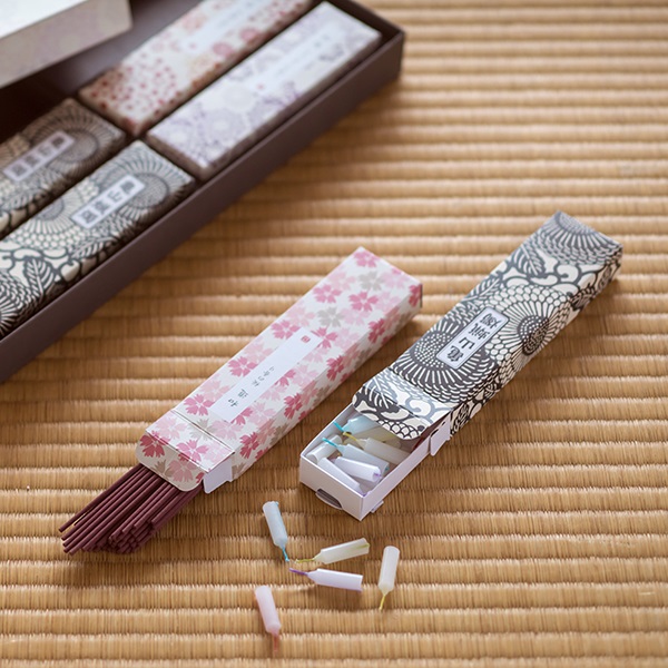 カメヤマ / 名香 月の花 桐箱12種入 商品イメージ