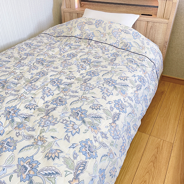 高島ちぢみ 清涼 肌布団 ｜香典返しのカタログギフトは、おこころざし