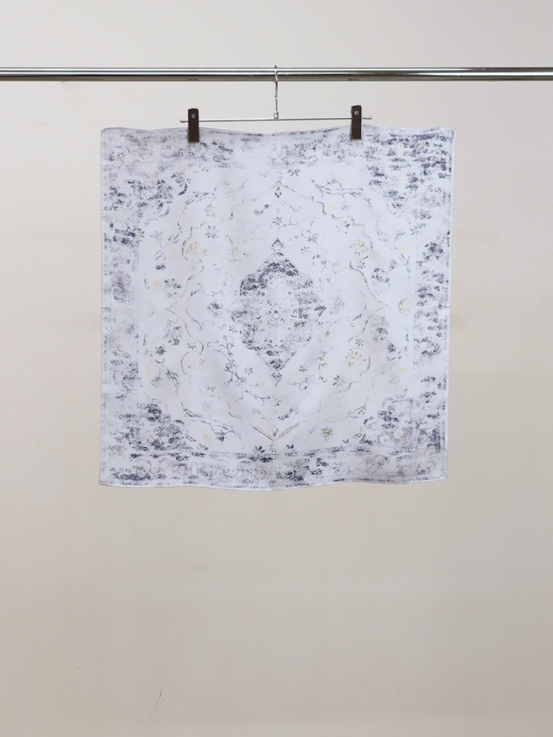 ANCELLM HAND-DRAWM SILK SCARF WHITE 2026SS