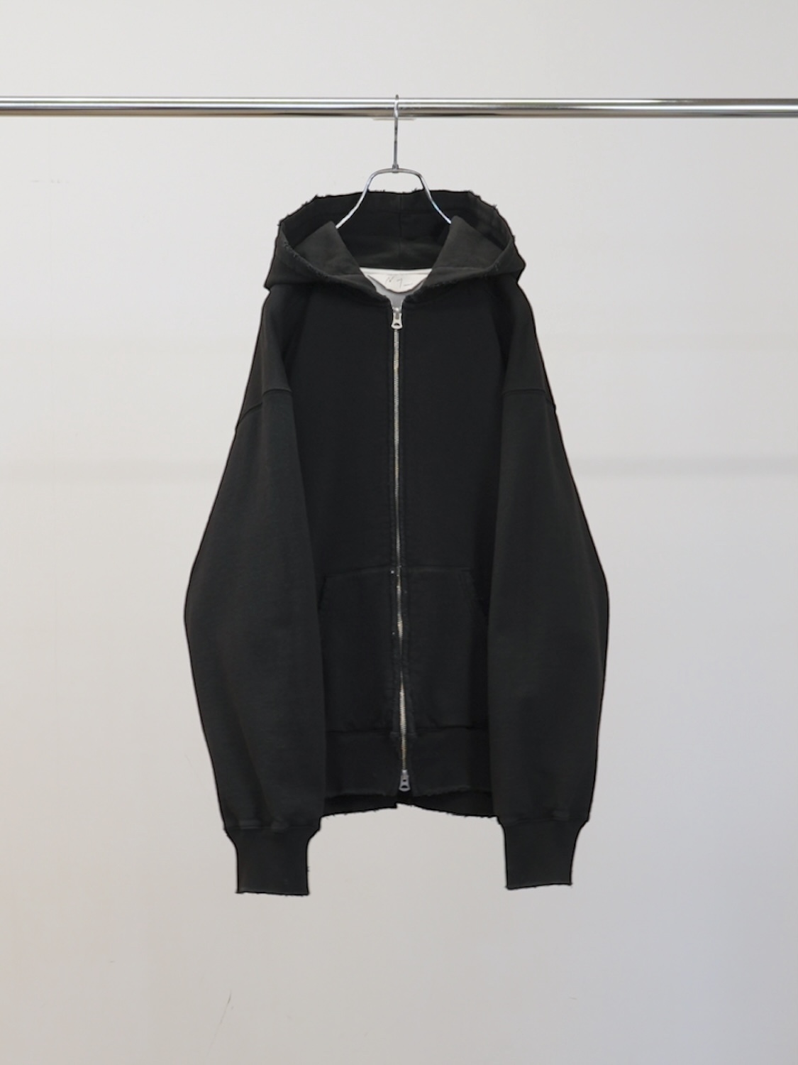 ANCELLM ZIP HOODIE BLACK 2026SS