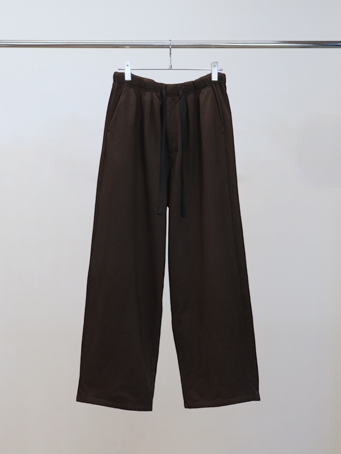ANCELLM 2TUCK SWEAT PANTS BROWN 2026SS