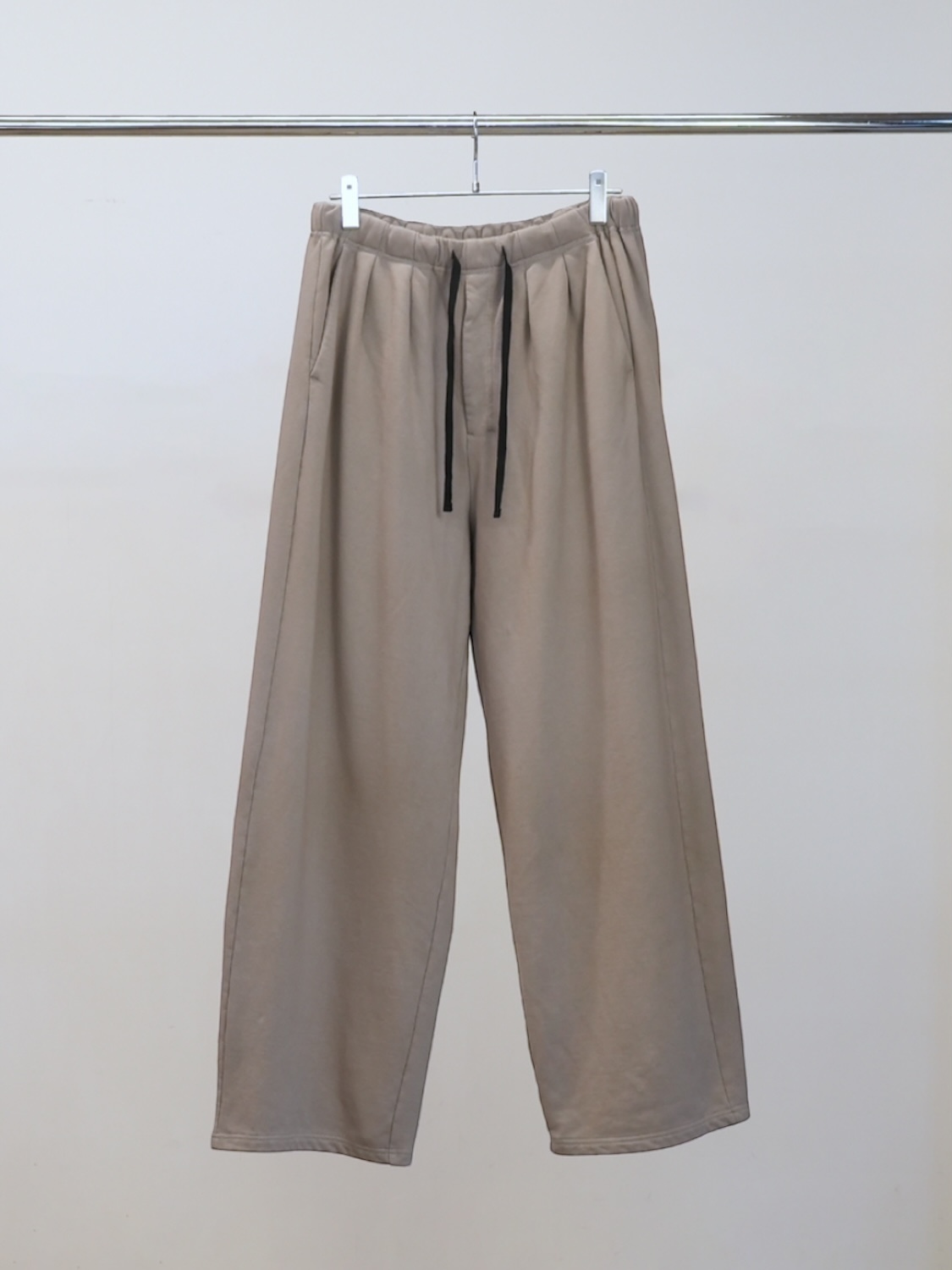 ANCELLM 2TUCK SWEAT PANTS GREIGE 2026SS