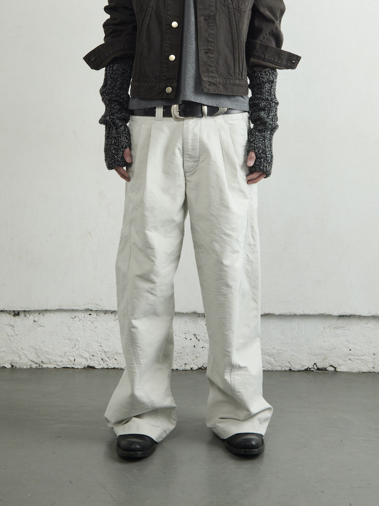 NVRFRGT TUCKED WIDE LEG TROUSERS WHITE 2025AW