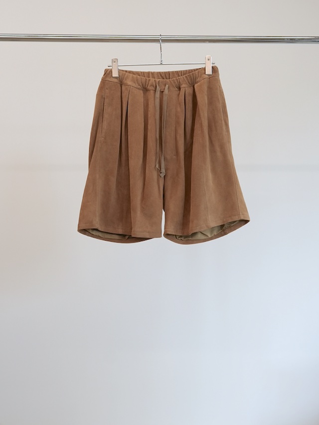 ANCELLM SUEDE TUCK WIDE SHORTS BROWN