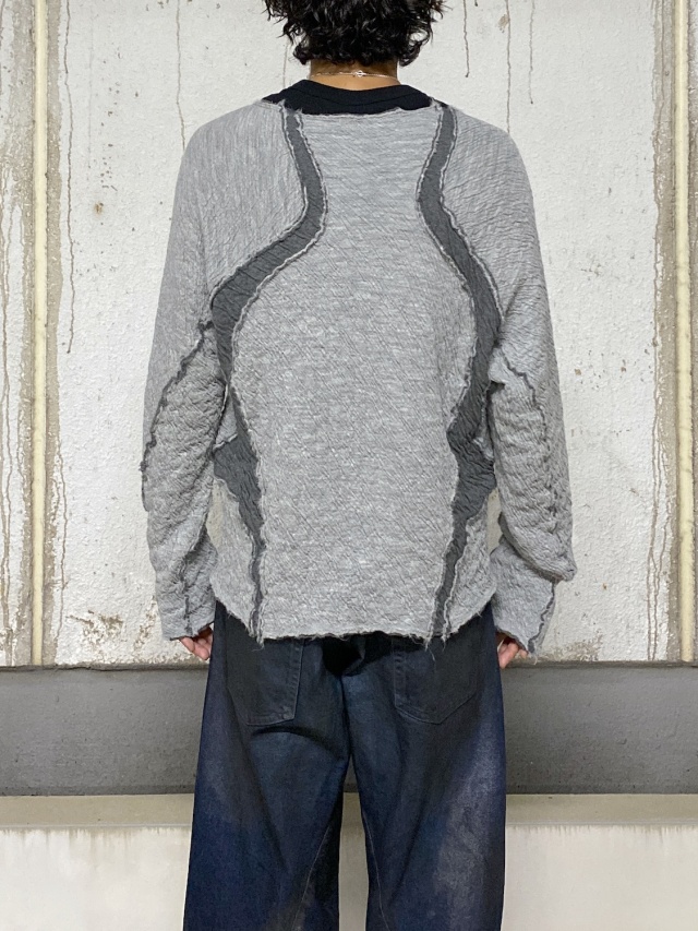 J.L.A.L. ジェイラルPaneled T-Shirt グレー NVRFRGT / PANELED LONG SLEEVE T SHIRT – Black | disarm | no