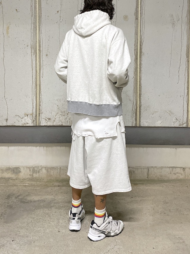 Ancellm 3/4 Tuck Sweat Shorts (White)