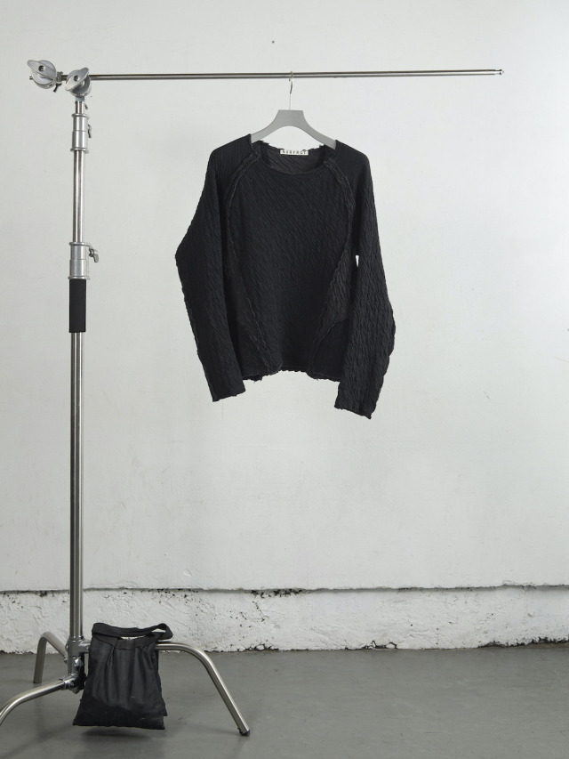 【新品未使用タグ付き】CFCL LONG SLEEVE Size:1 HYPHA LUCENT LONG SLEEVE FLARE