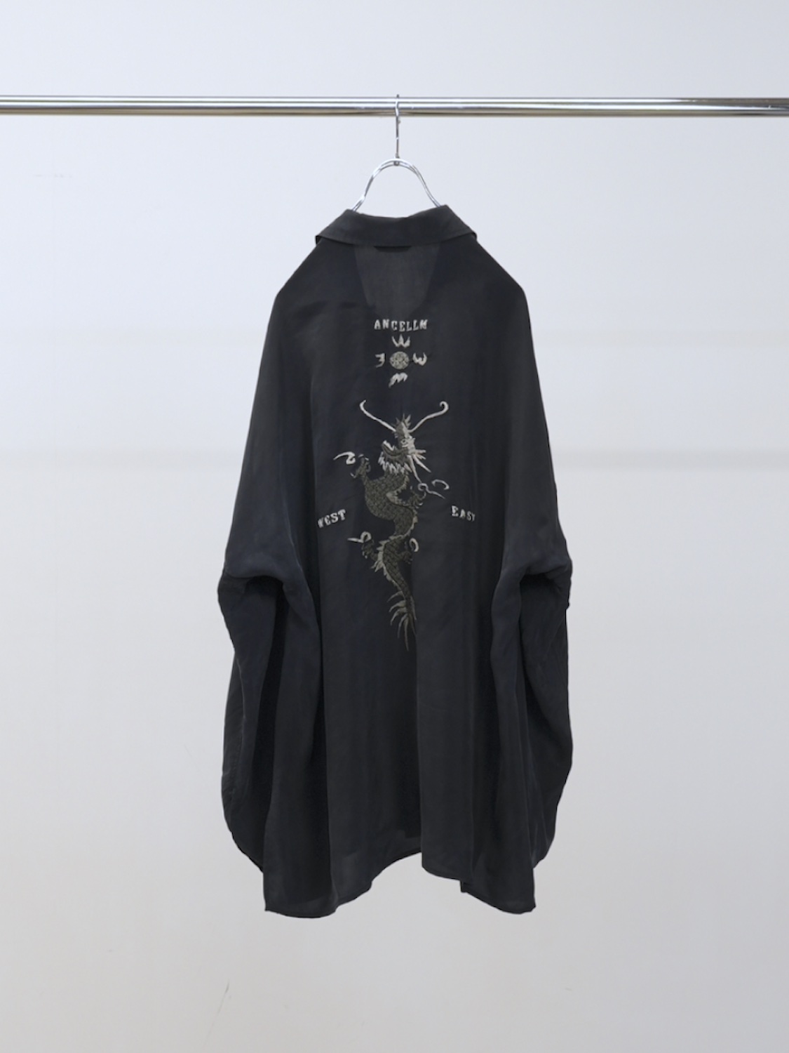 ANCELLM EMBROIDERED SOUVENIR SHIRT NAVY 2026SS