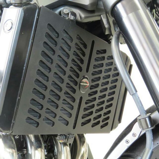 KAWASAKI >> Z900RS/Cafe(18-) ラジエターカバー　PowerBronze