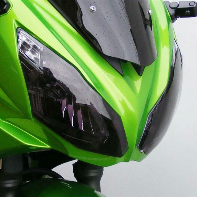 KAWASAKI >>Ninja650(12-16)・Ninja400（14-17）ヘッドライトレンズシールド Powerbronze