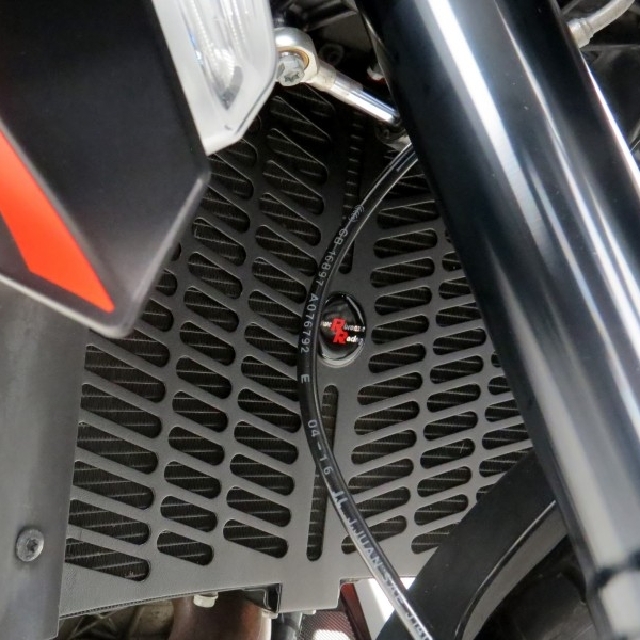 KTM >> 1290SuperDukeR(14-19)/GT(16-) ラジエターカバー　PowerBronze【廃番】