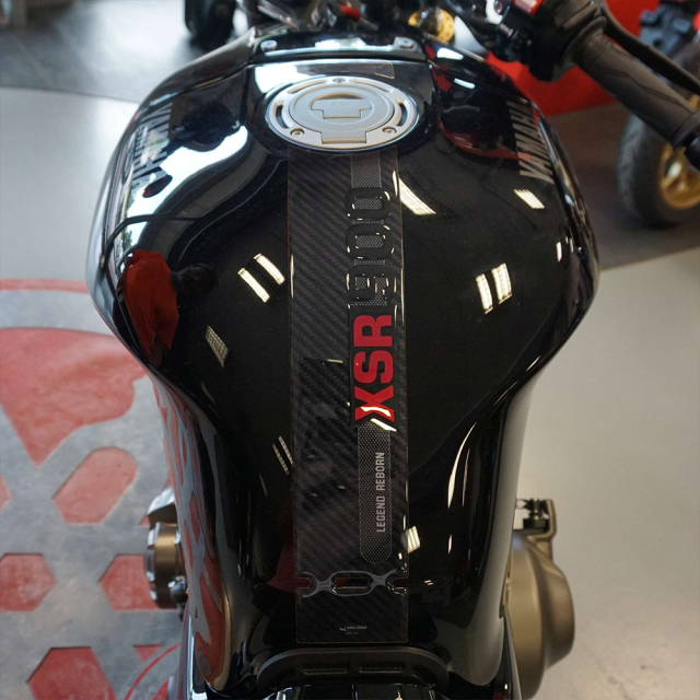 YAMAHA 3Dタンクステッカー XSR900(22- ) RED 【LabelBike製