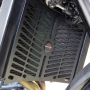 KTM 890Duke/R (20-) ラジエターカバー PowerBronze【廃番】