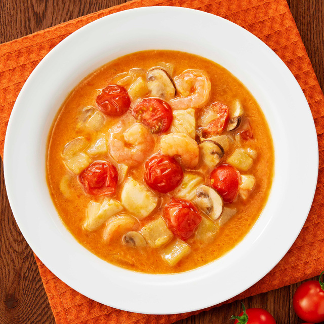 牛乳を加えて作る　野菜をいっぱい食べるスープ　ビスク用スープ