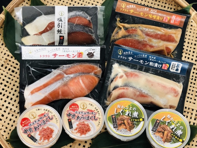 能水商店鮭三昧セット サーモン魚醤漬 味噌漬 粕漬 魚醤仕込塩引鮭 鮭かぶとのしぐれ煮 佐渡荒海サーモン中骨あらほぐし 能水商店鮭三昧セット サーモン魚醤漬 味噌漬 粕漬 魚醤仕込塩引鮭 鮭かぶとのしぐれ煮 佐渡荒海サーモン中骨あらほぐし