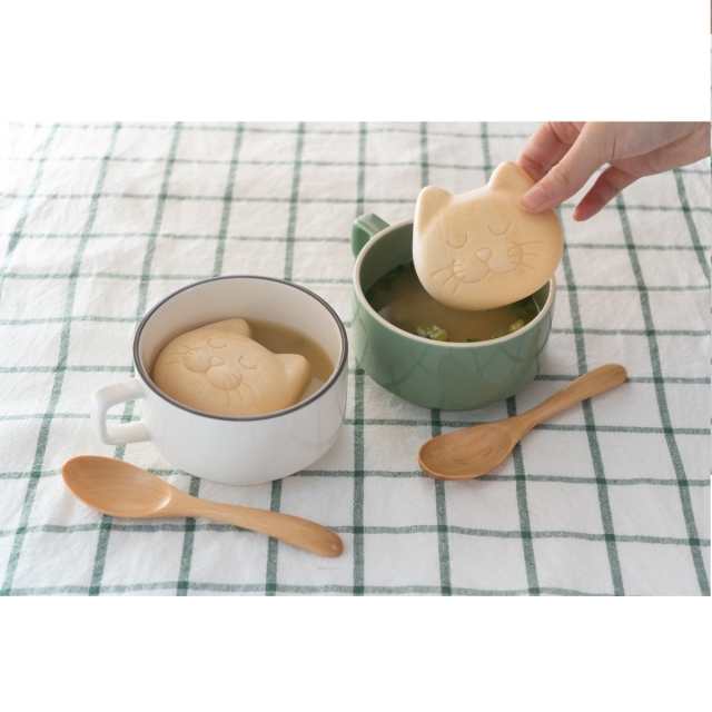 にゃんもにゃにゃ味噌汁