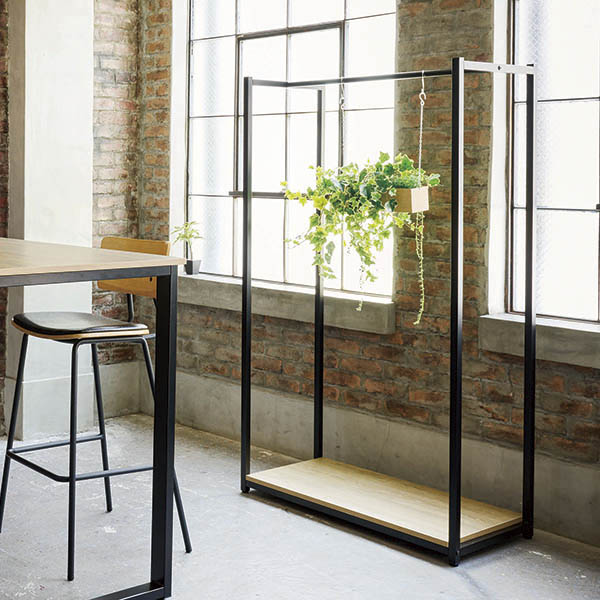 ★値下げしました★　カリモク　木製クラシックコートハンガー 楽天市場】カリモク コロニアル コートハンガー 木製 ハンガー