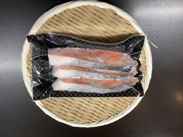 銀鮭（３切）