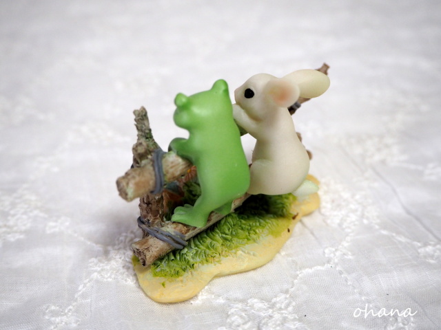 【バラ売り不可】カエルうさぎとカエルピスケ patapataminzoku_ob389