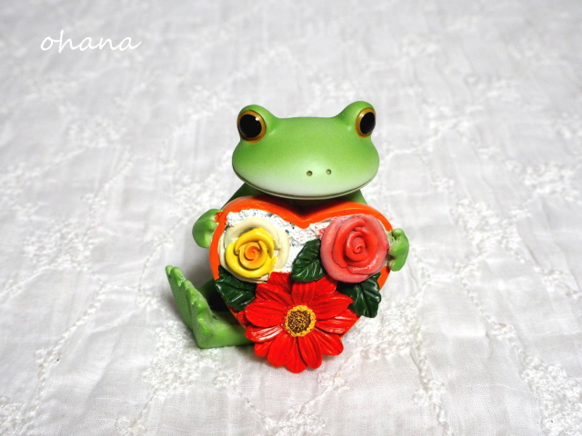 Copeau 花の中からカエル