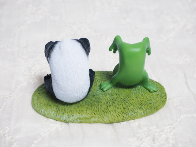 でんぐりがえしパンダとカエル