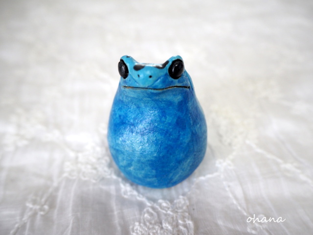 ヤドクガエルの一輪挿し