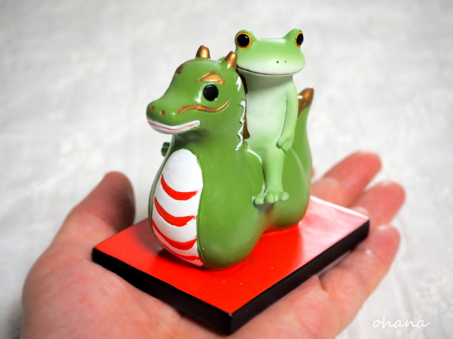 辰とカエル