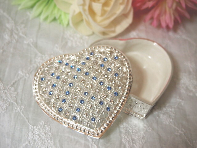 クリスタル　ジュエリー　ボックス クリスタルガラスジュエリーボックス アクリル製|ジュエリーボックス