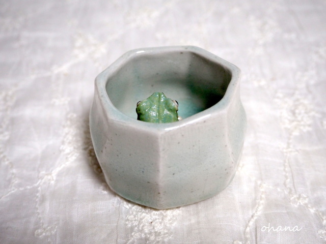 アマガエルのぐいのみ