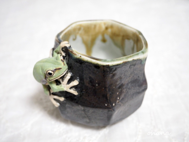 アマガエルの湯のみ