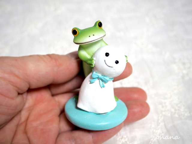 てるてる坊主とカエル