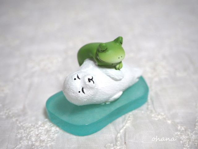アザラシとお昼寝カエル
