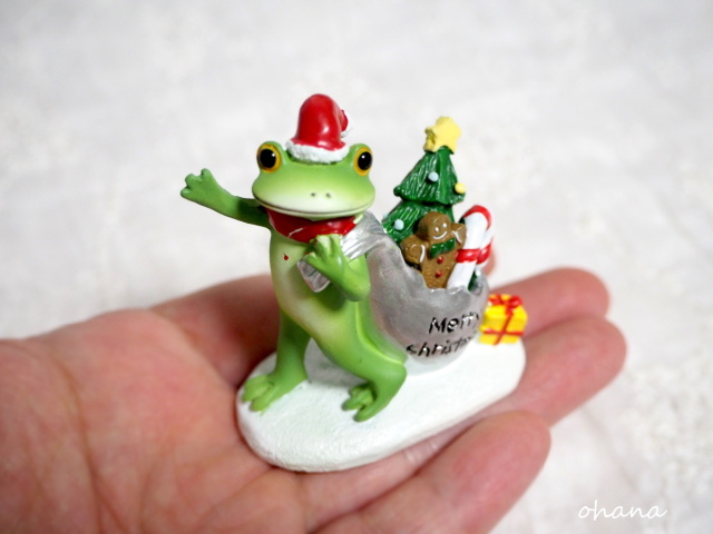 あわてんぼうのカエルサンタ