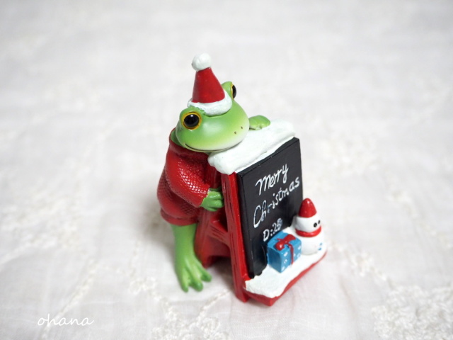 クリスマスイーゼルとカエル