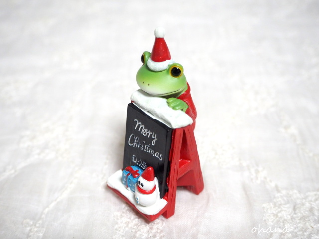 クリスマスイーゼルとカエル