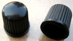 ポリキャップ黒　100入